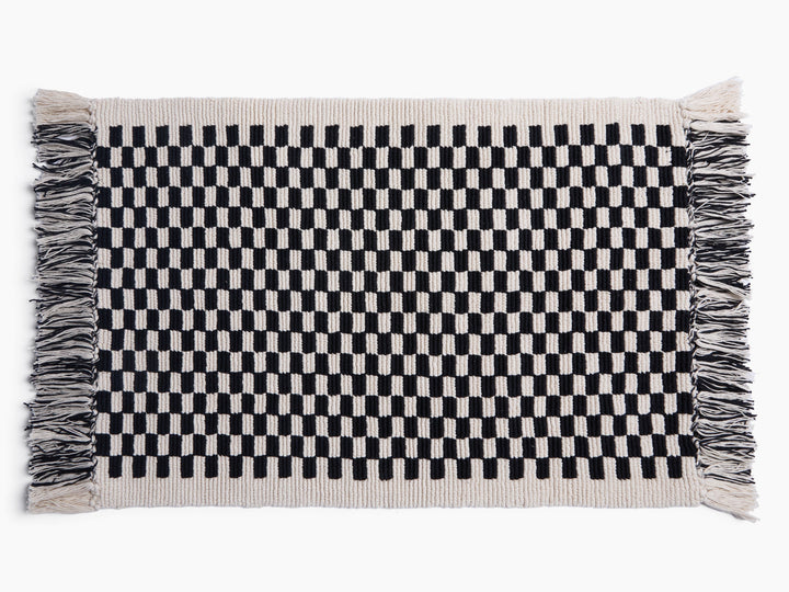 Organic Checkered Bath Rug (Natural and Black)