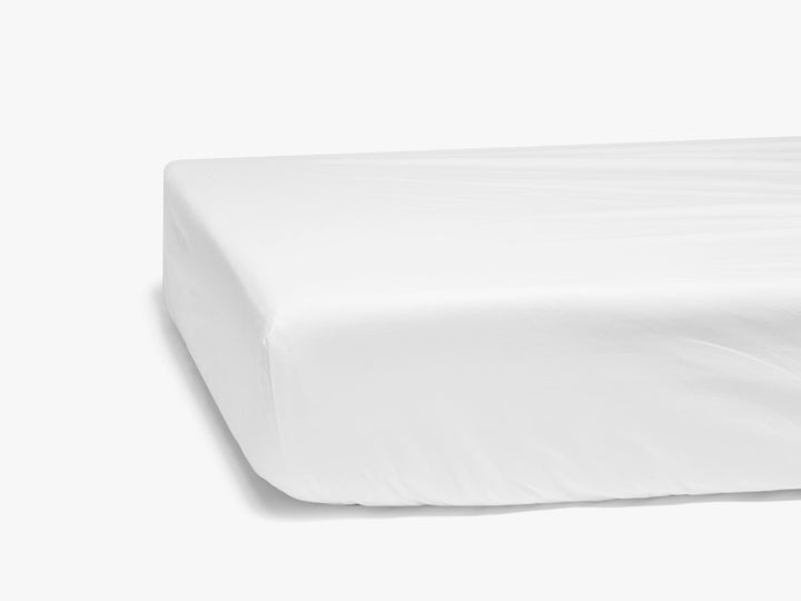 Percale Crib Sheet (White)