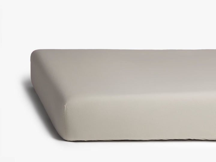 Percale Crib Sheet (Bone)