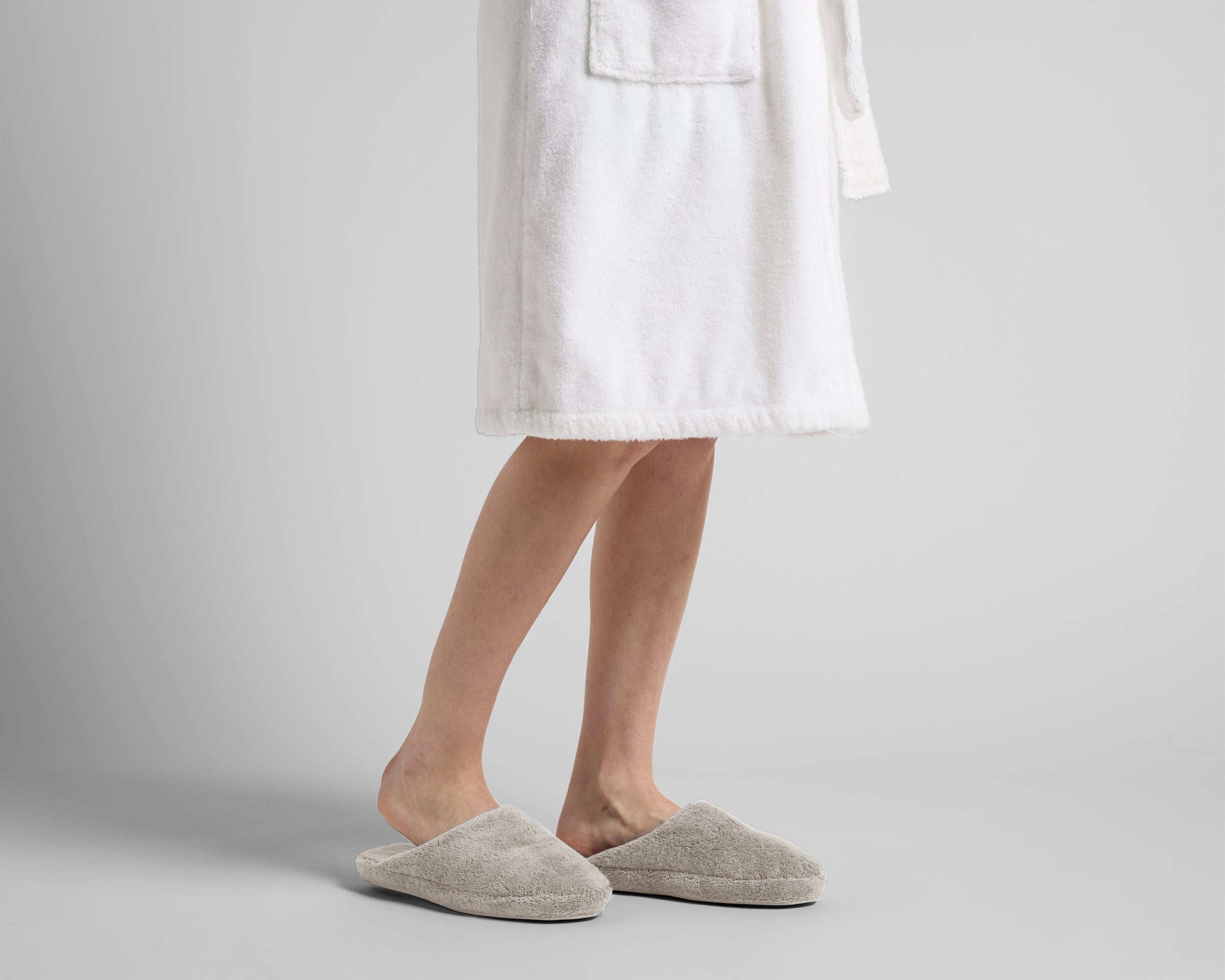 Classic Turkish Cotton Slippers in Bone Size Large | Parachute Home Classic Turkish Cotton Slippers in Bone Size Large | Parachute Home