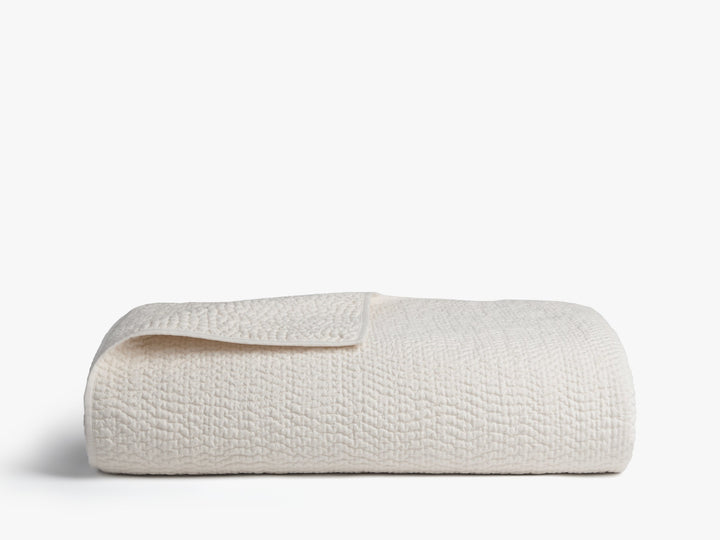 Hand Stitched Cotton Quilt (Cream)