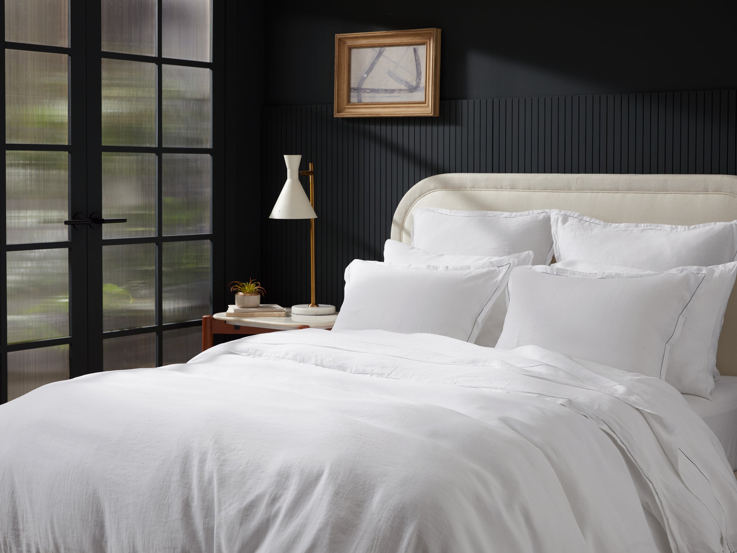 Heirloom TENCEL™ Linen Fitted Sheet (White) – Parachute Home