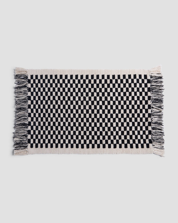 Organic Checkered Bath Rug (Natural and Black)