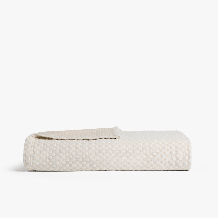 Organic Keys Jacquard Coverlet (Bone and Cream)